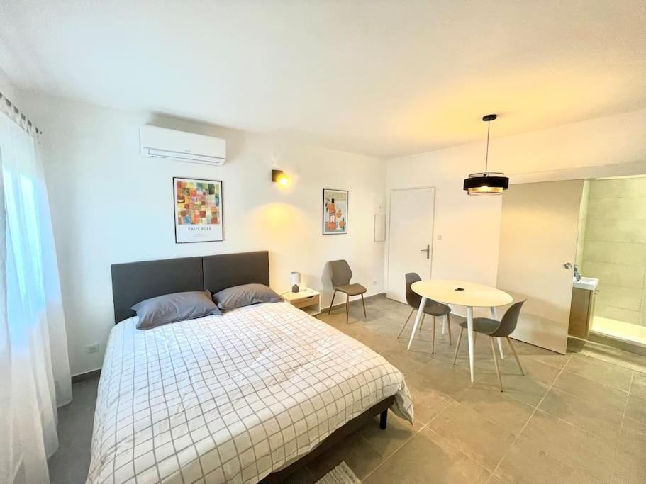 Appartement Hypercentre Parking Gratuit Ajaccio  Buitenkant foto
